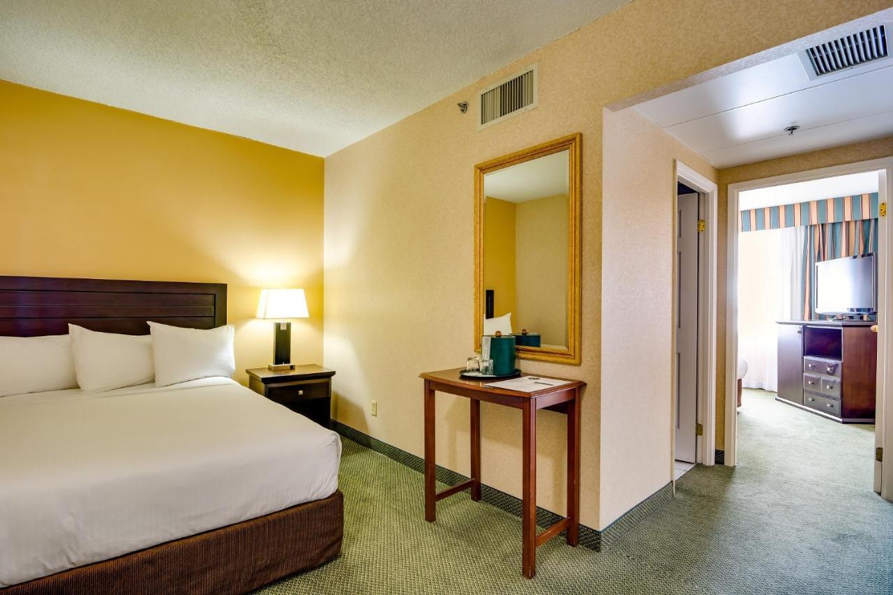 Sawridge Inn And Conference Centre Edmonton South Εξωτερικό φωτογραφία