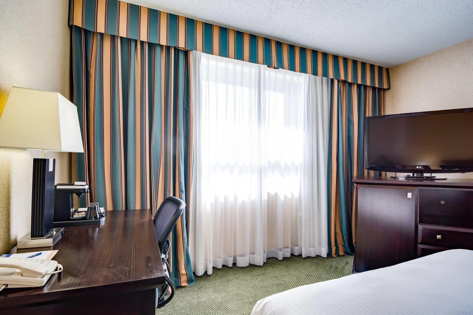 Sawridge Inn And Conference Centre Edmonton South Εξωτερικό φωτογραφία